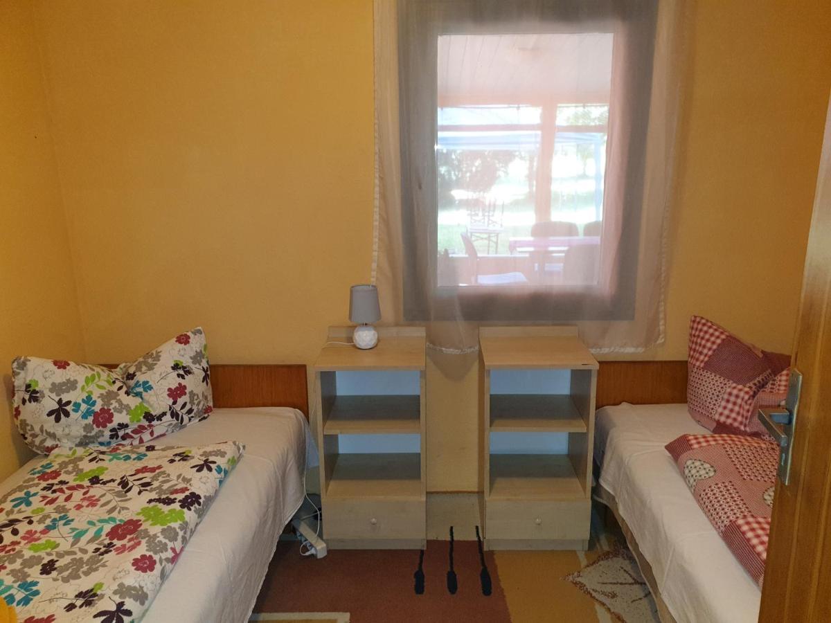 Aparthotel Raba Part Apartman Rabaszentmihaly Exterior foto